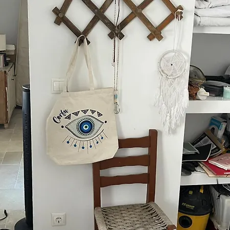 Σπίτι διακοπών Charming House With Private Garden In Δουκάδες
