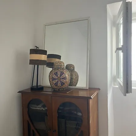 Σπίτι διακοπών Charming House With Private Garden In